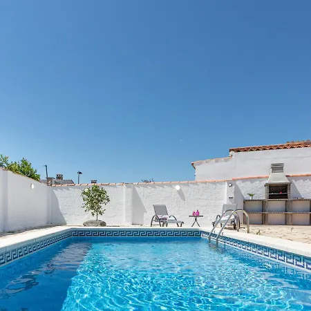 Modern With Private Pool In Empuriabrava Villa