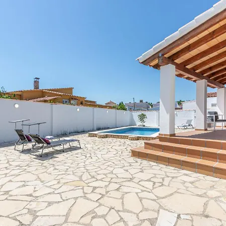 Modern With Private Pool In Empuriabrava * Castello  D'Empuries