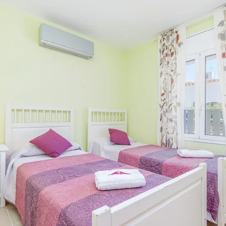 Modern With Private Pool In Empuriabrava * Castello  D'Empuries